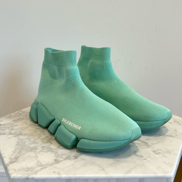 Balenciaga Speed Sneakers - Picture 1 of 5